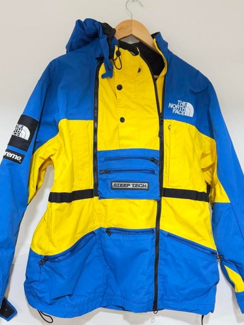 The Supreme North Face blue and yellow jacket #outdoor